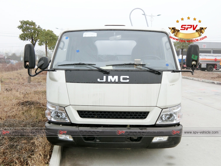 Front View of Stainless Steel Fuel Tanker JMC Front View of Stainless Steel Fuel Tanker JMC